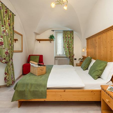 Albergo Alla Costa Bezzecca Extérieur photo